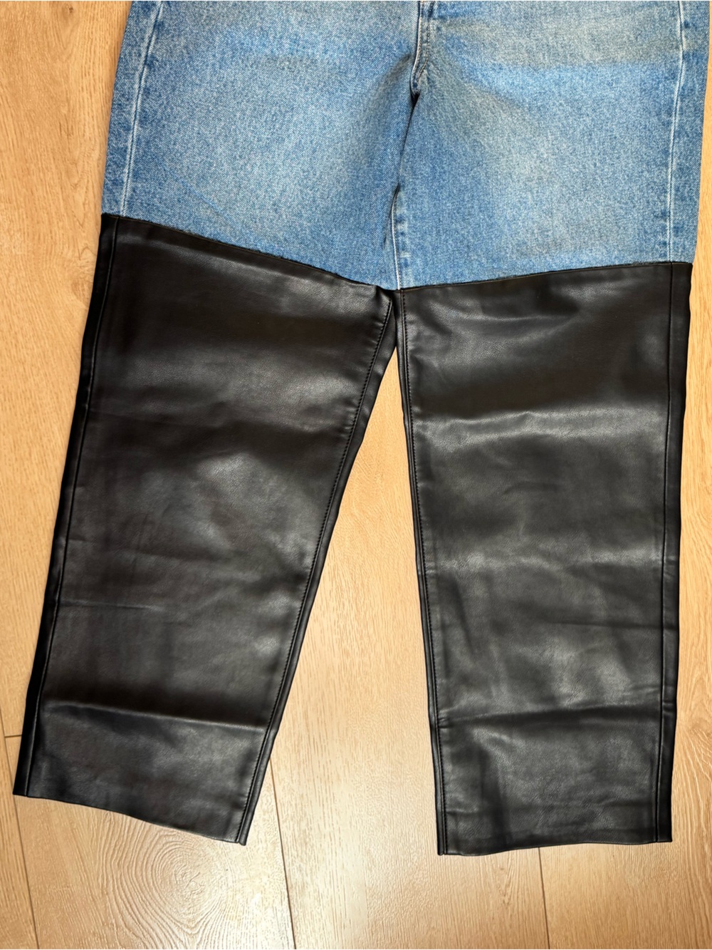 Blank NYC Two-Tone Blue Denim and Faux Leather Wide Leg Jeans | Size 27 - Picture 6 of 15